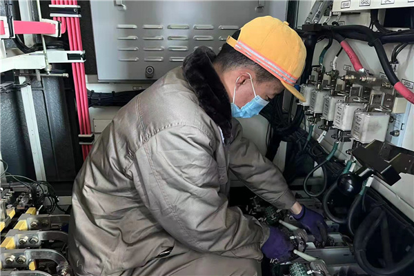�Ի���װ����չ�����Ų�.jpg