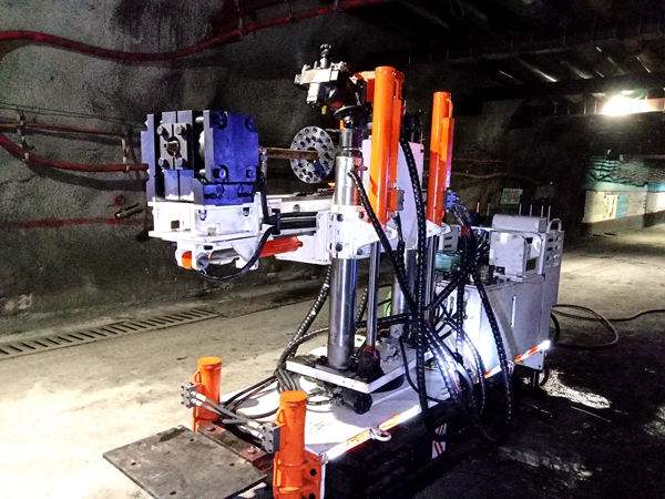 1646037160817915.jpg 卸压钻机.jpg