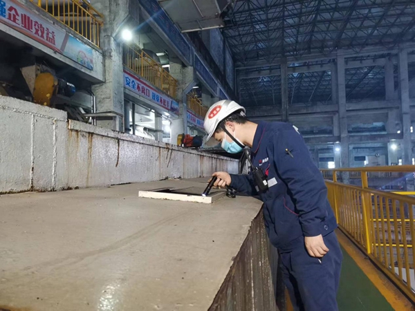 1651821215207335.jpg ¹¤È˼ìºË.jpg