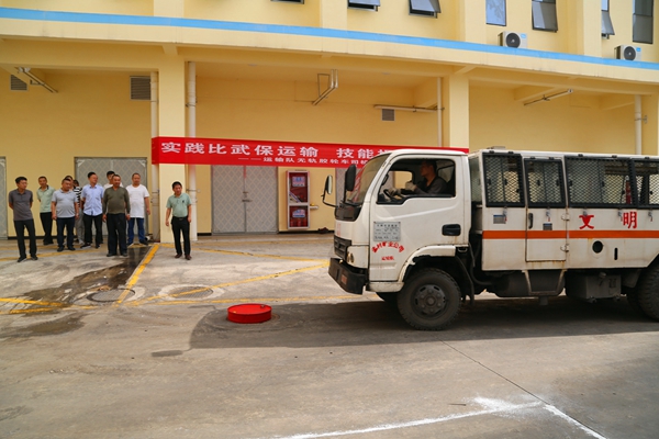 1652252503178705.jpg 手艺交锋.JPG