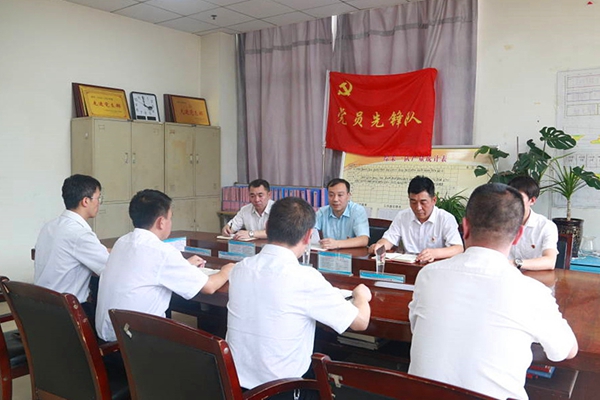 1653613696123757.jpg 党员先锋队.jpg