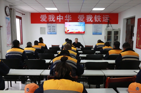 1669189293262739.jpg Ïòµ¼ÏÂϲãÐû½².JPG