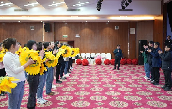 1676012676892988.jpg 工会组织训练现场.JPG