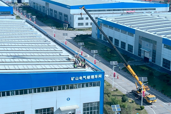 1688105185482896.jpg 光伏吊装_副本.jpg