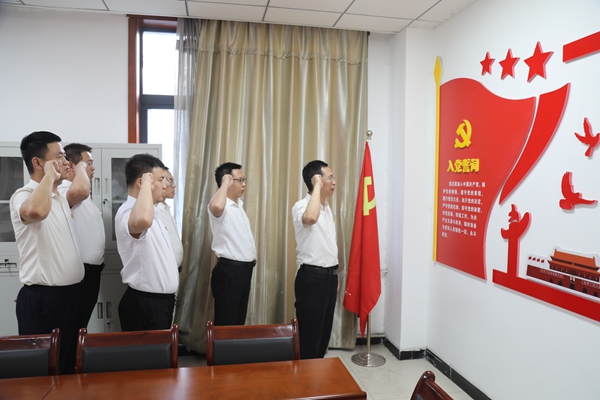 1689822932114945.jpg 0A8A0069_¸±±¾.jpg