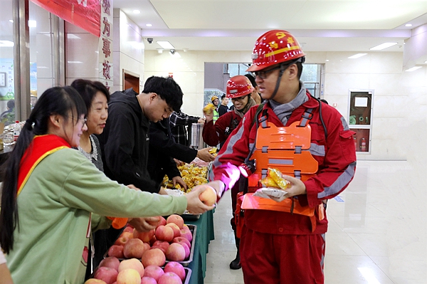 1696035333566984.jpg 0.jpg