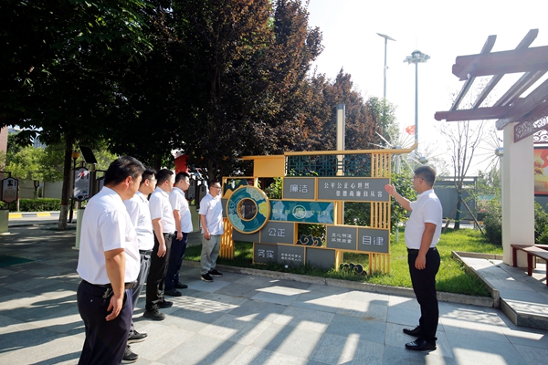 1696994246135172.jpg 1_¸±±¾.jpg