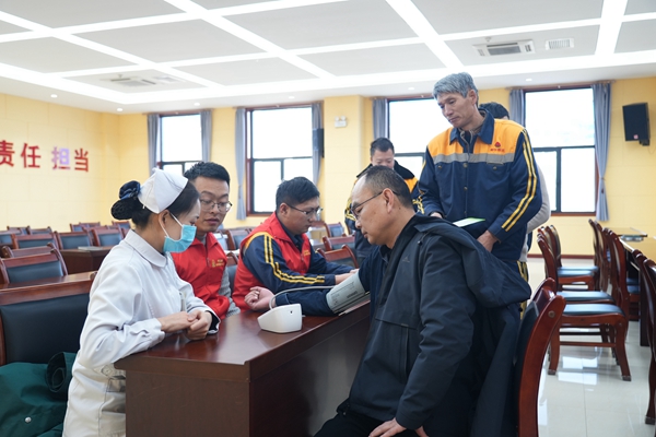 1711074835196720.jpg 开展康健义诊_副本.jpg