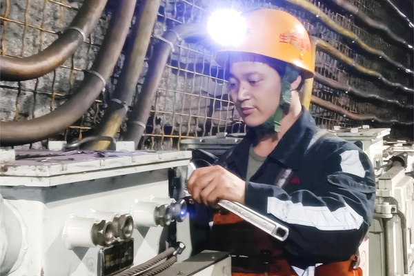 1718183311126992.jpg άÐ޵繤-1_¸±±¾.jpg