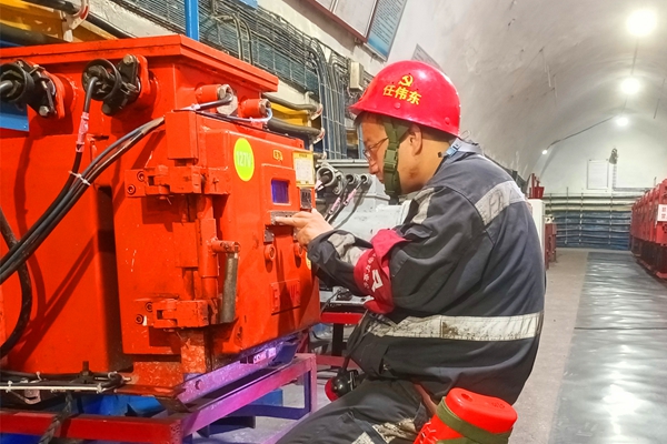 1729563373948992.jpg 3_¸±±¾.jpg