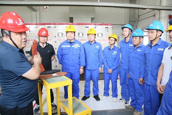 1732085835142192.jpg 员工培训_副本.jpg