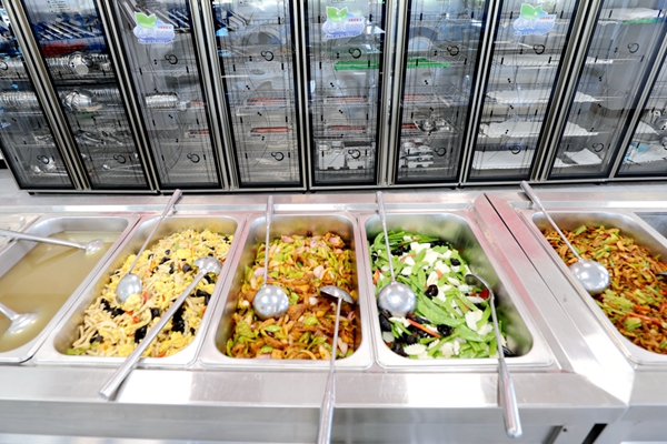 1744159769119485.jpg 专心用情办“食”事_副本.jpg